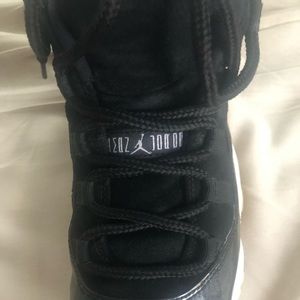 Authentic Retro Jordan 11